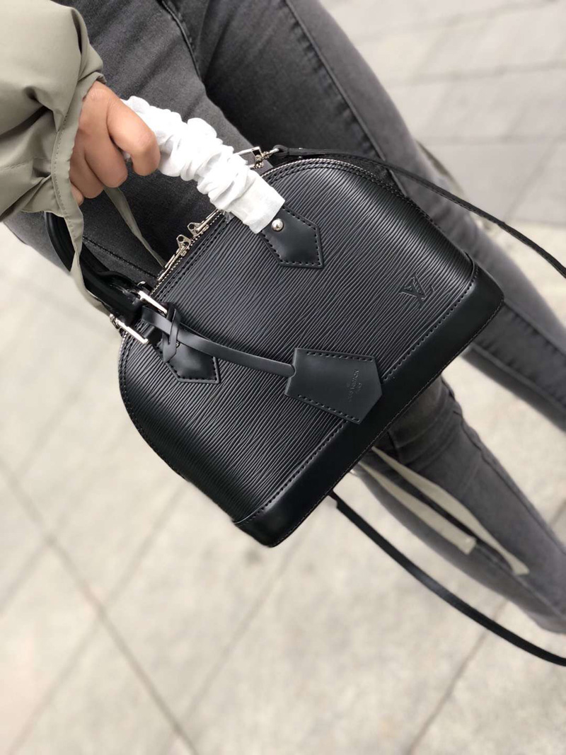 M40862 LV ALMA BB 手袋 LV女包 LV貝殼包 LV牛皮水波紋手提包 黑色