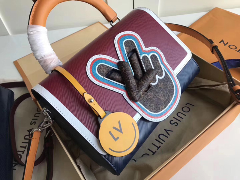 M52513 LV TWIST 中號手袋 LV扭鎖包 V for Vuitton圖案女包 LV女包