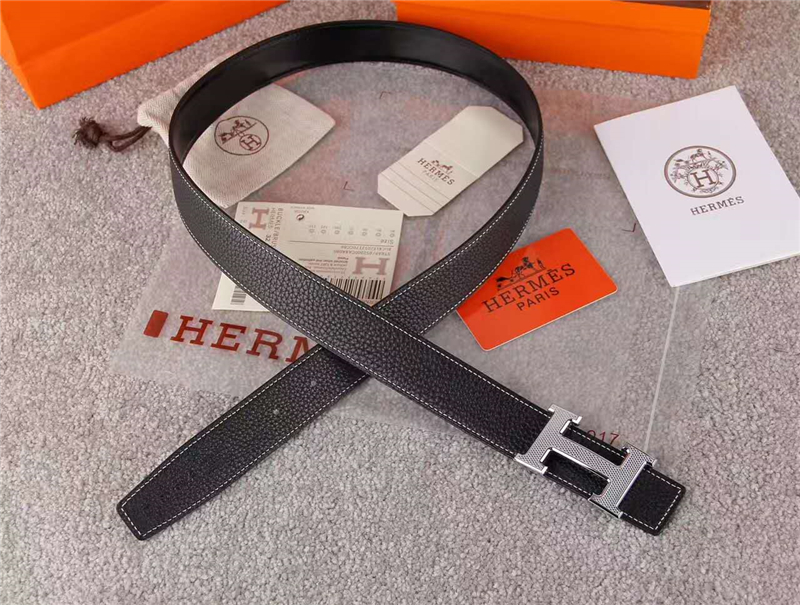 HERMES 愛馬仕 原版進(jìn)口牛皮 雙面使用 進(jìn)口機(jī)車車線 不銹鋼扣頭