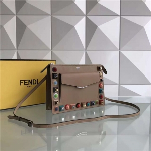 FENDI ҵ 0367 2017¿ϷСţƤ๦Lб ɫ