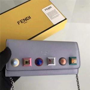 FENDI ҵ 0251 2017¿ϷСţƤ๦LT朗lб ɫ