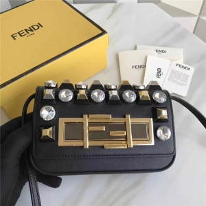 FENDI ҵ 305A ˮ@GOLD EDITIONСţƤ pF朗l米 ɫ
