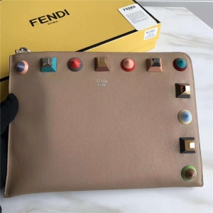 FENDI ҵ 0365L ¿ܛСţƤɫTᔭh(hun)@ð ɫ