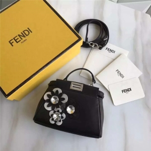 FENDI ҵ¿  rbƤMICRO PEEKABOO ̫ꖻС؈   ɫڻ
