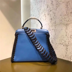 FENDI  ҵ7210 СţƤ Ƥl K玧 