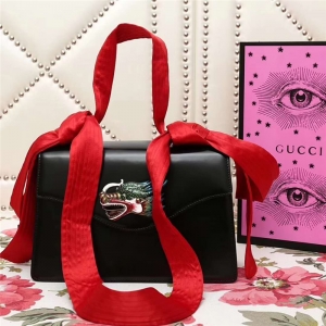 466405 GUCCI ^ Ƥ I pY б ɫ