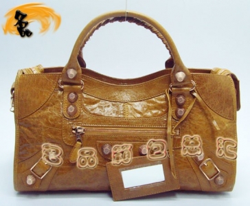 084328B  BalenciagaŮ  ҆μ MƤreŮ ɫ