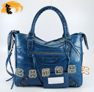084616  BalenciagaC(j)܇ ҆μ M(jn)ţƤ(jng)r(sh)Ů {(ln)ɫ