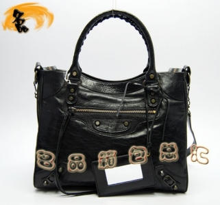 084616  ҆μ BalenciagaC(j)܇ M(jn)ţƤ(jng)r(sh)Ů ɫ