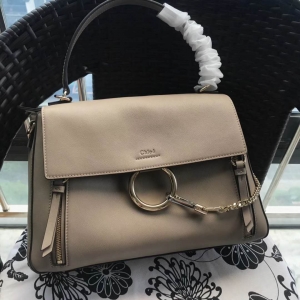 Chlo  Faye Day Ƽ玧 ̖ Ah朗l μб ɫ