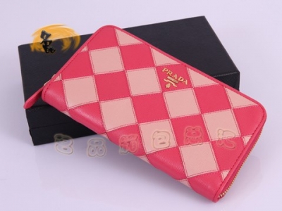 1M0506 Prada¿ X PradaʮּyţƤX _(d)LXA õtɫ