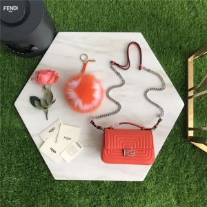 FENDI ҵ 8769 rb Micro Baguette yp朗l ټtɫ