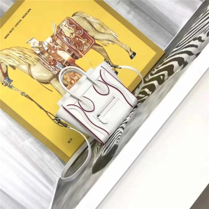 °CelineЦĘ ِŮ Celine  ֹ ɫ