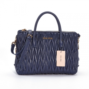 M048 MiuMiu ¿ ԭCƤ {