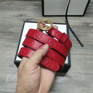 Gucci ¿ M(jn)ԭСţƤ Ůʿ pG^ p tɫ