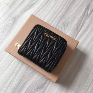 miumiuŮʿX ̿СX 2017(jng)