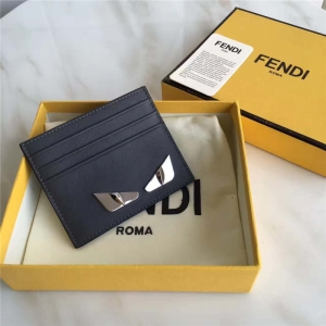 FENDI ҵ С֫F۾ 2JOURS _RţƤƬA ɫ