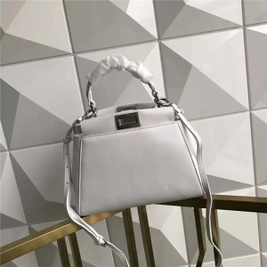 2590 FENDI ҵ ܛƤ ɂȴ  ɫ