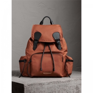 40330701 The Rucksack ̖  ƴƤ ͌򱳰 tɼɫ