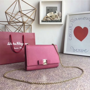 22B558 Ferragamo Ľ  Vara Y(ji) w朗l ʯ骼t