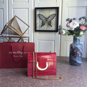 21F893 Ferragamo Ľ h(hun) {~(y)y ̖(ho)w 朗l tɫ