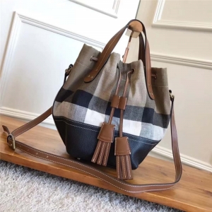 Burberry ͌Ů ¿yˮͰ ɲʽС ɫ