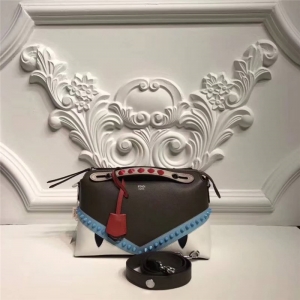 129 fendiŮ ҵ СţƤ BY THE WAYϵ ʿDִ ɫ