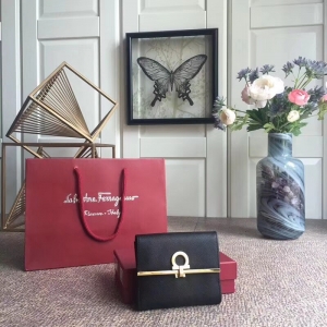 224639 FerragamoĽ GancioR wʽX ɫ