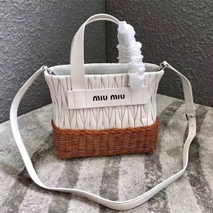 5BA076 MIUMIU¿ СƤ l Ͱ ɫ