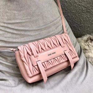 5BD076 MIUMIU ¿ Grace Lux СƤ μб ɫ