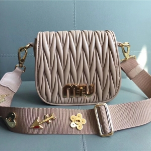 5BH085 MIUMIU Ʒ СƤ Di_ ¼玧б ɫ