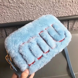 5BH084 MIUMIU Big logo ë p ְб ˮ{ɫ