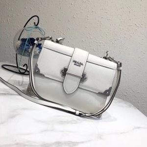 1BA158 Prada_(d) prada cahier СţƤ w μ ɫ