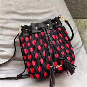 5BE014 MIUMIU ¿ ͹y Ϳf ˮͰ ɫ