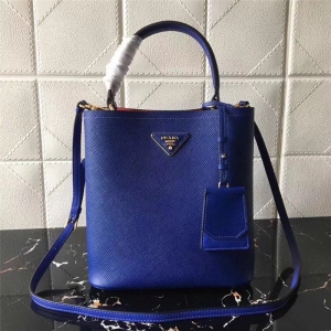1BA212 _(d) Prada _(d)ˮͰ _(d)ţƤ {(ln)tɫ