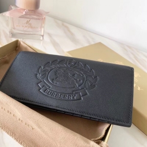 Burberry͌ ȫƤ pL  ƴɫXA ɫ