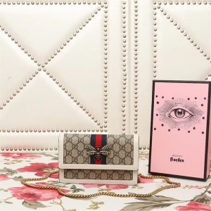 476079 CucciŮ Y Queen Margaretϵ ִ ߅