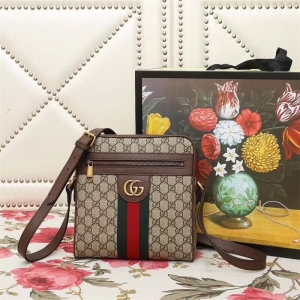 547935 Cucciа Y Ophidia ϵ Cucciʿб ľɫ