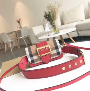 BurberryŮ ͌Ů W(wng)tӰ ͌ Burberryμ tɫ