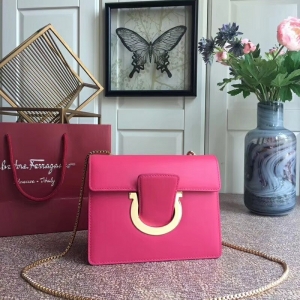 21F893 Ferragamoְ h ƸĽŮ СţƤ ̖ w朗l õt