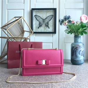 21G462 FerragamoƸĽ ƼyţƤ VaraY ̖ 朗lw õt