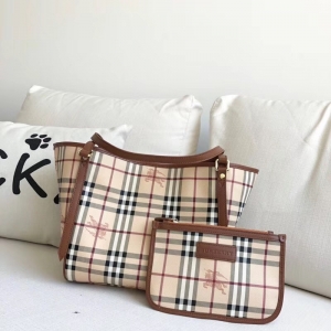 Burberryĸ (jng)(zhn)Ry ͌ذ μُ ɫ