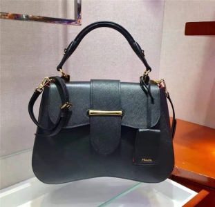 1BN002 Prada SidonieŮ _ִ ̖ СţƤ _ ɫ
