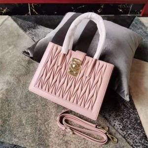 5BA126 MiuMiu¿ СƤ wi б ɫ