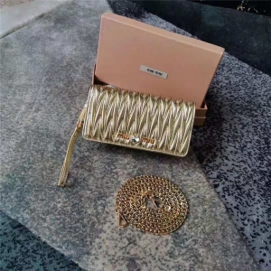 5ZH029 MiuMiu¿ СƤ w朗lС ɫ