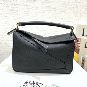322 LOEWE_ Puzzle small Bag С̖_׺ΰ ɫ