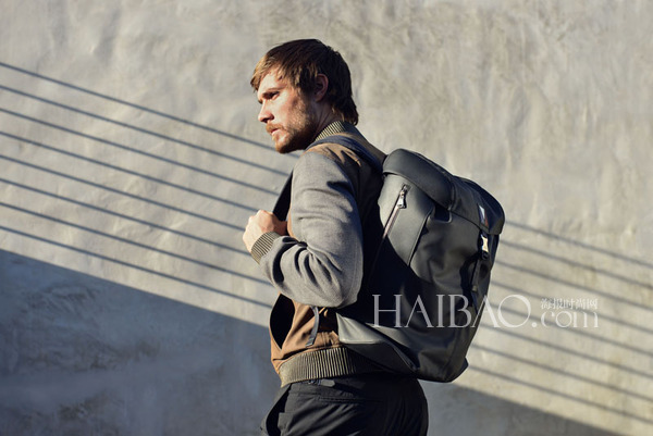 路易·威登LV (Louis Vuitton) 2015年Vline男士皮具系列