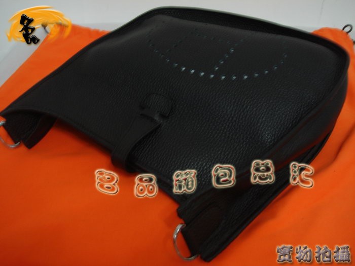 Hermes Evelyne系列 時尚女士斜挎包 經典荔枝紋 Hermes經典款 黑色