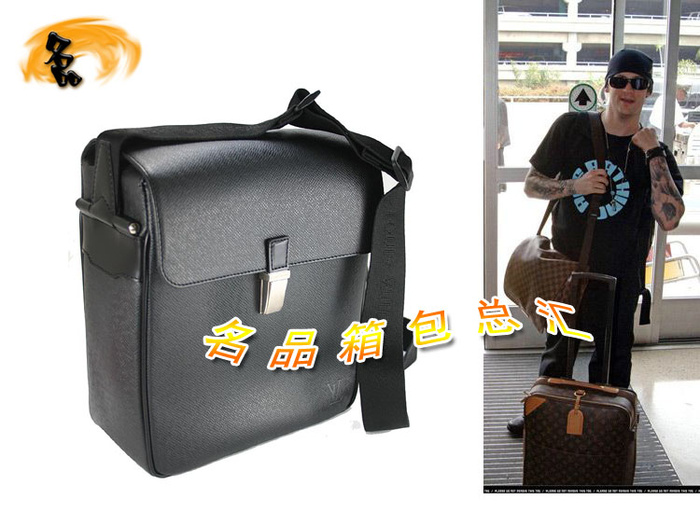 M30822 LV斜挎包 LV單肩包 LV男包 LV十字紋 LV休閑包 LV最新款時尚休閑男包