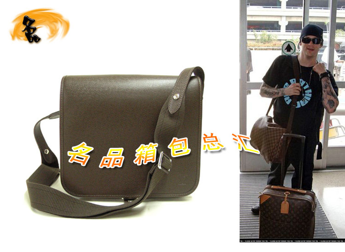 M32488 LV十字紋系列 LV男包 進口高檔牛皮 LV單肩 LV斜挎包 一比一品質